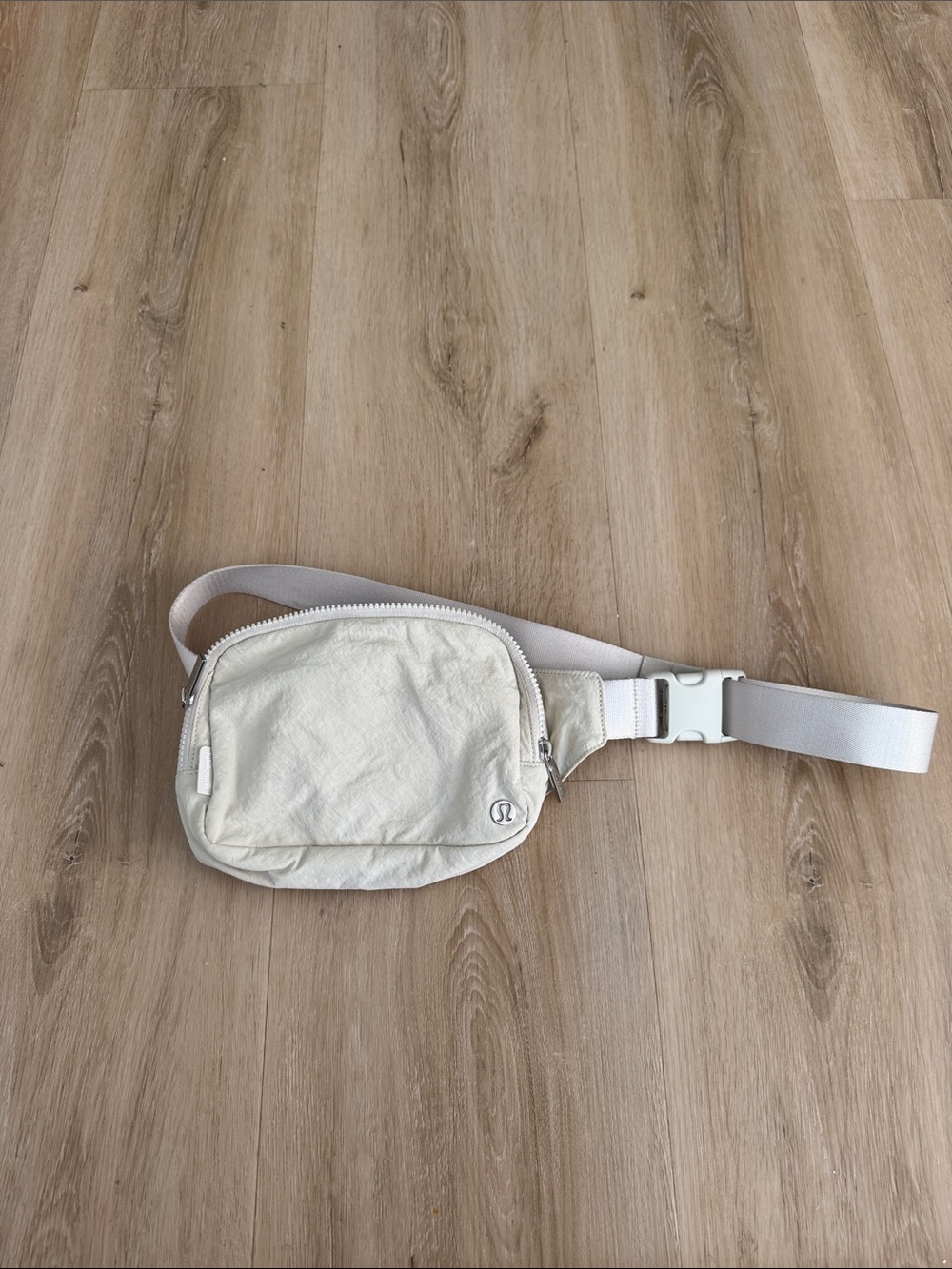 lululemon athletica Cream White Belt Bag with Adjustable Strap